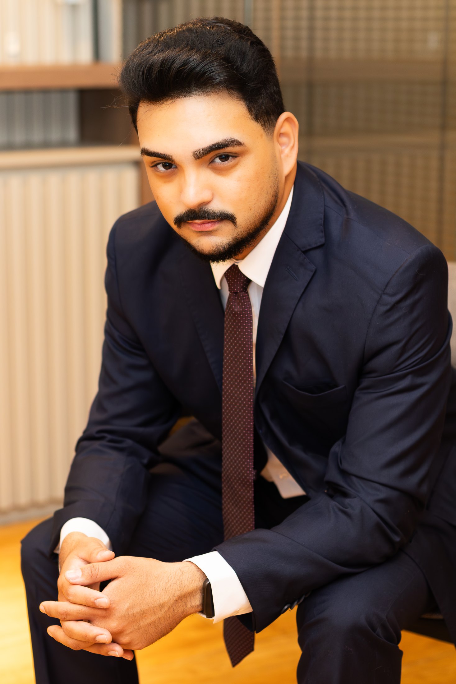 Enzo Campos em retrato profissional para atuação em Direito Cível